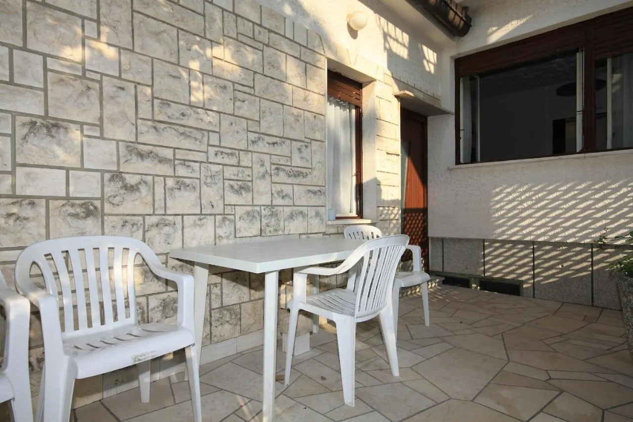 Apartment Umag 7125B